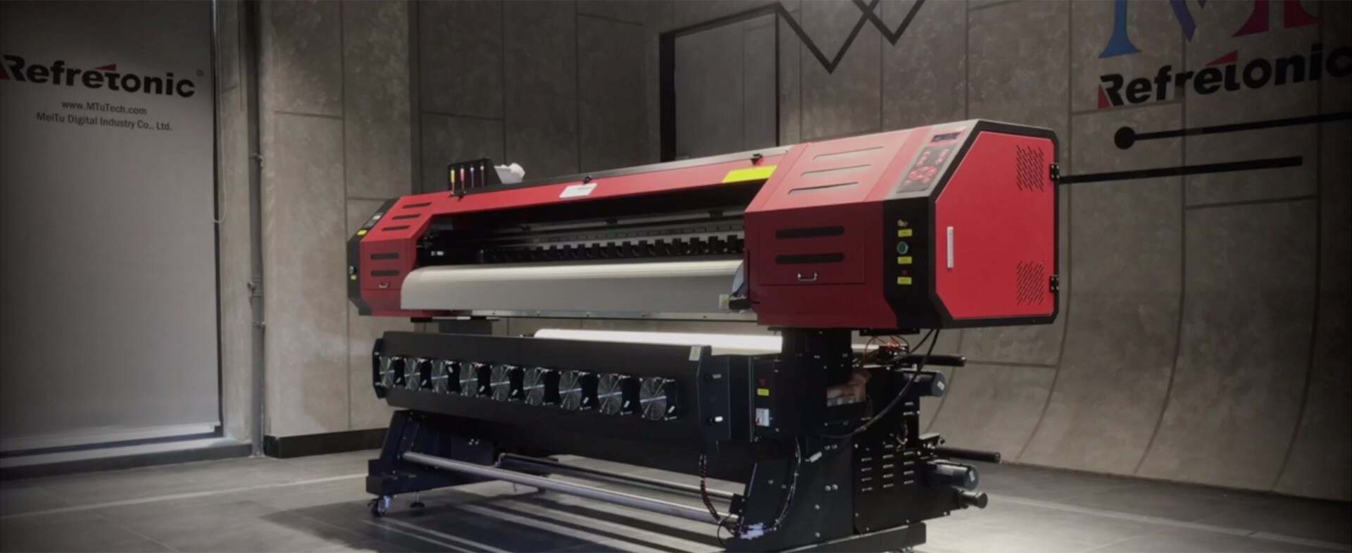 Digital Linen Fabric Printer 1.8m Textile Printer - China Textile
